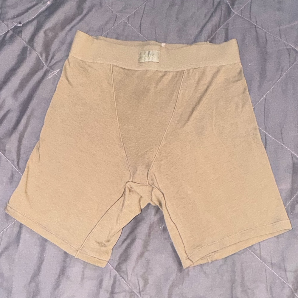 SKIMS BOXER SHORTS ARMY COLOR